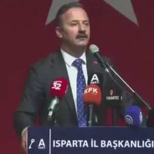 Depreme yakalanan Yavuz Agiralioglundan bomba tepki