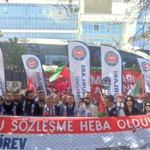 Devlet Memurlari Konfederasyonundan TUIK Onunde Eylem