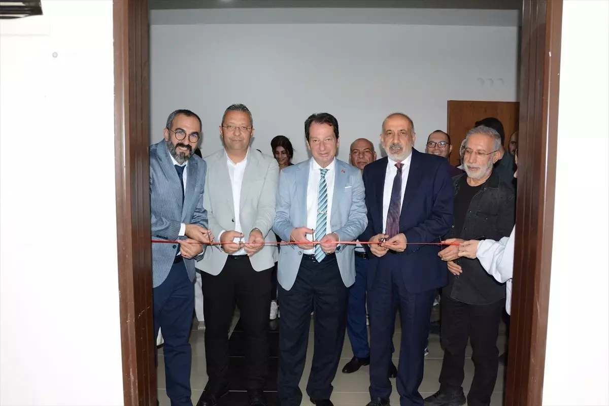 Dicle Universitesinde Yenilenen Bilgisayar Laboratuvari Acilisi Yapildi