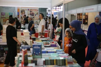 Diyarbakir 9 Kitap Fuari Kapilarini Acti