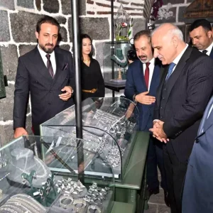 Diyarbakir Hasirevi ve El Sanatlari Atolyesi Acildi