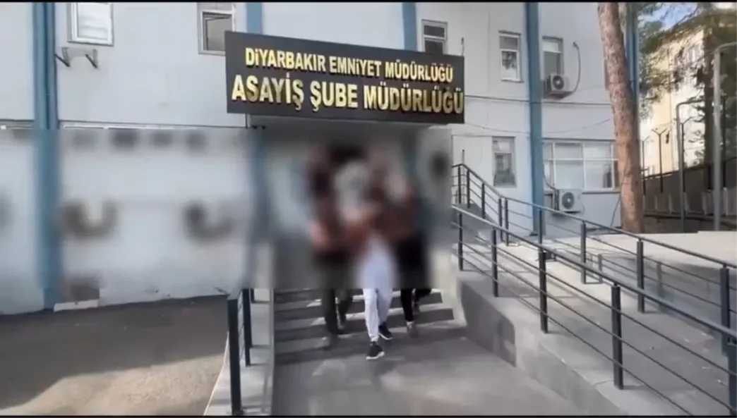 Diyarbakir Merkezli Dolandiricilik Operasyonu 9 Tutuklama