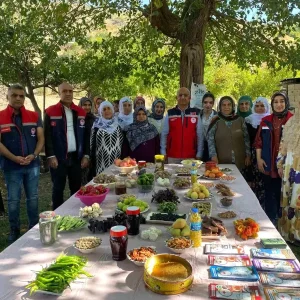 Dunya Kadin Ciftciler Gununde Kadin Ureticilerle Bulusma