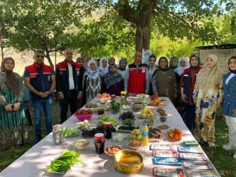 Dunya Kadin Ciftciler Gununde Kadin Ureticilerle Bulusma