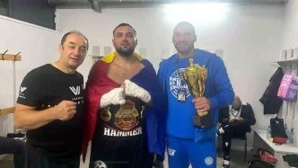 EC BOXINGin Boksorleri Romanyada Nakavtla Galip Geldi