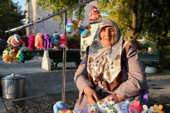 Elazığ'da Deprem ve Kanserle Mücadele Eden Kadın, Amigurumi ile Hayata Tutunuyor 5 Elazigda Deprem ve Kanserle Mucadele Eden Kadin Amigurumi ile Hayata