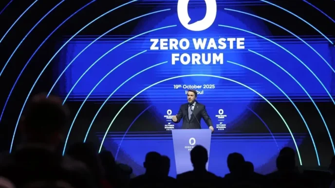 Enerji Bakani Bayraktar 2035te Yenilenebilir Enerji Hedeflerimizi Yukseltiyoruz