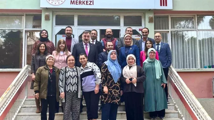 Engelsiz Isgucu Uyum Programi Manisada Hayata Gecti