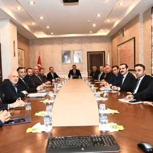 Erzurumda Model Fabrika Kurulmasi Icin Toplanti Duzenlendi