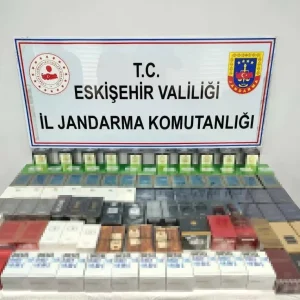 Eskisehirde 550 Bin TL Degerinde Kacak Parfum Ele Gecirildi