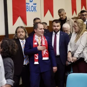 Fatih Erbakan Izmir Il Kongresinde Milli Gorus Vurgusu Yapti