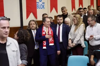 Fatih Erbakan Izmir Il Kongresinde Milli Gorus Vurgusu Yapti