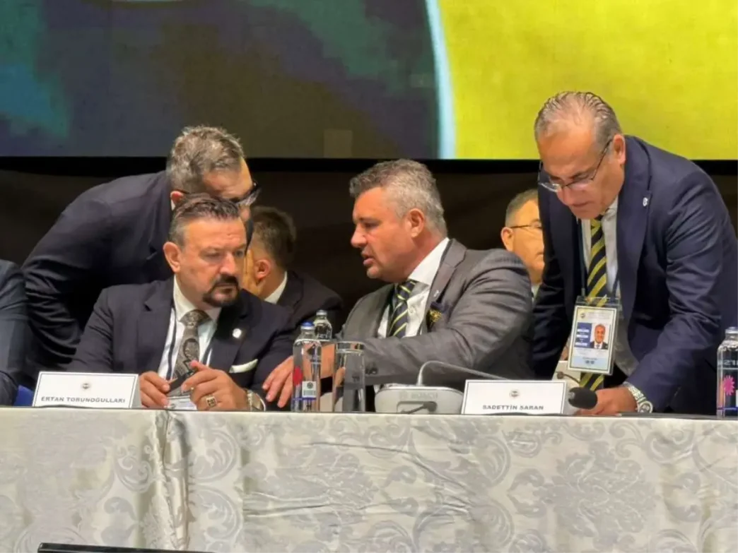Fenerbahçe'nin Borcu 28.7 Milyar TL Olarak Açıklandı 2 Fenerbahcenin Borcu 287 Milyar TL Olarak Aciklandi