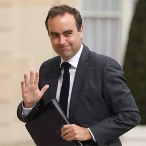 Fransada Yeni Hukumet Kuruldu Haberler