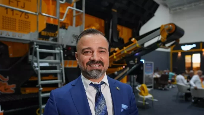 Girisimci Fatih Bozkurt 17 Yilda 4 Fabrika Kurdu