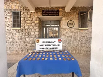 Hakkari Hudut Hattında 36 Kilo Sarma Altın ve 51 Paket Sigara Ele Geçirildi 7 Hakkari Hudut Hattinda 36 Kilo Sarma Altin ve 51 Paket