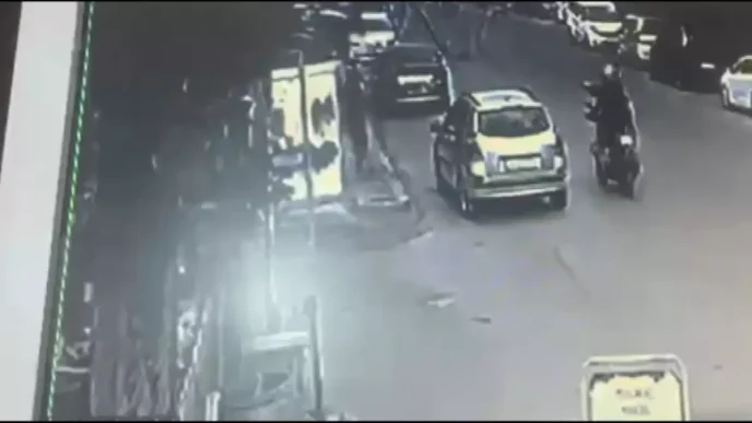 Harac Isteyen Supheli Kiraathaneyi Kursunladi Yakalandi