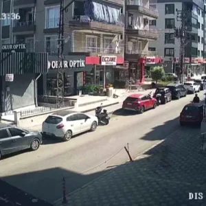 Hatayda Dondurma Dolabindan 7 Bin TLlik Hirsizlik