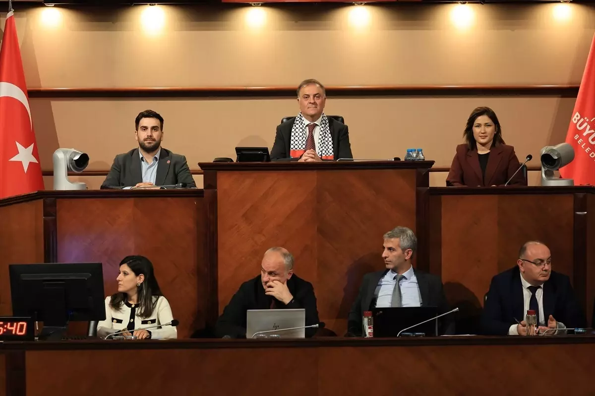 IBB Meclisinde Ulasim ve Kultur Sanat Tarifelerine Zam Gundemi