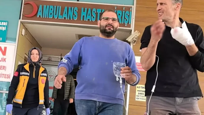 Inegolde Mobilya Atolyesinde Is Kazasi Iki Parmak Koptu