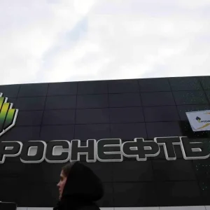 Ingiltere Rus Petrol Sirketlerine Yeni Yaptirimlar Acikladi