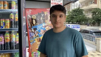 Iskenderunda Marketin Onundeki Dondurmalar Hirsizlik Kurbani Oldu