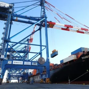 Istanbul Koprusu Cin Avrupa Arktik Ekspres Rota ile Gdansk Limanina Ulasti