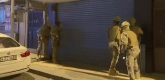Istanbulda 10 Milyar Liralik Dolandiricilik Sebekesi Cokertildi