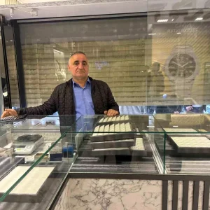 Istanbulda Kuyumcu Soygunu 1 Dakikada 15 Milyon Liralik Altin Calindi