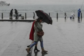 Istanbulda okullar saat 1600dan itibaren tatil edildi