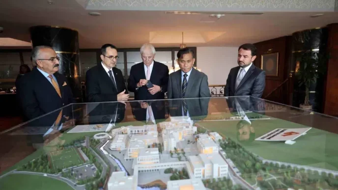 Izmir Filipinler ile Ticaret Agini Genisletiyor
