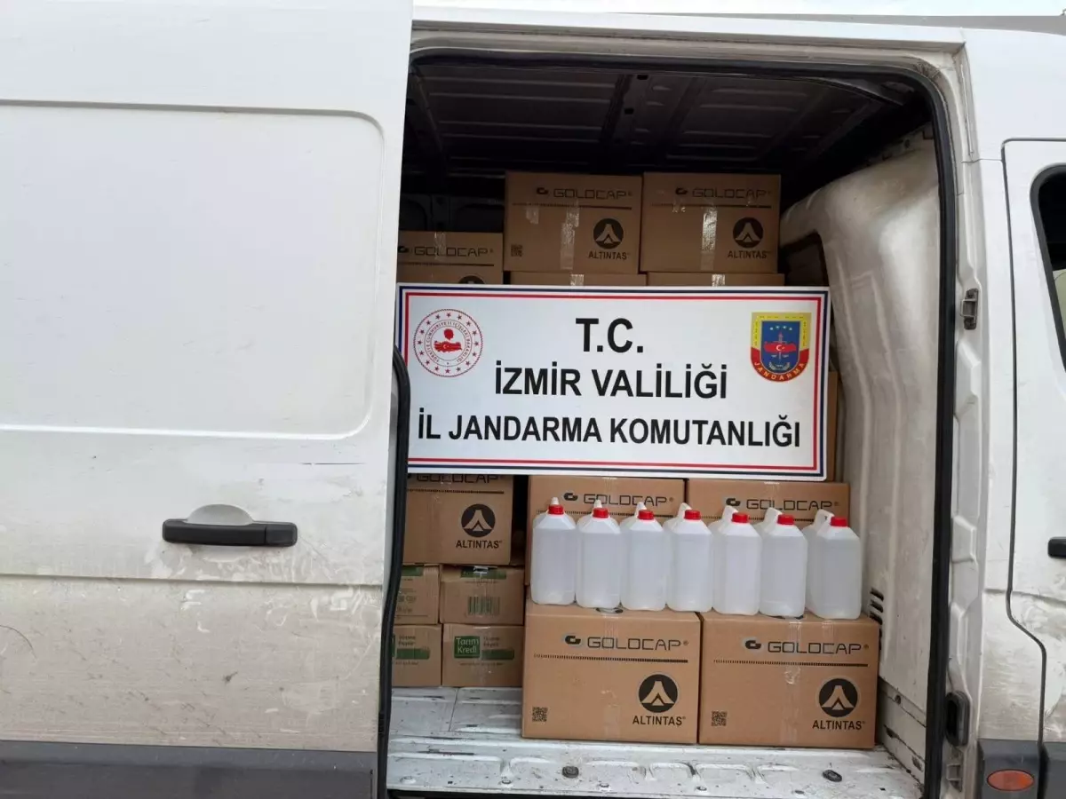 Izmirde Kacak Alkol Operasyonu 1 Milyon TL Degerinde Etil Alkol