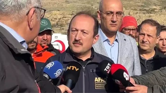 İzmir'de Sel Felaketinde Kaybolan Yaşlı Adamın Cansız Bedeni Bulundu 7 Izmirde Sel Felaketinde Kaybolan Yasli Adamin Cansiz Bedeni Bulundu