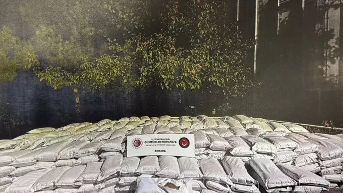 Kahramankazanda 12 Ton Kacak Tutun ve 15 Milyon Makaron Ele