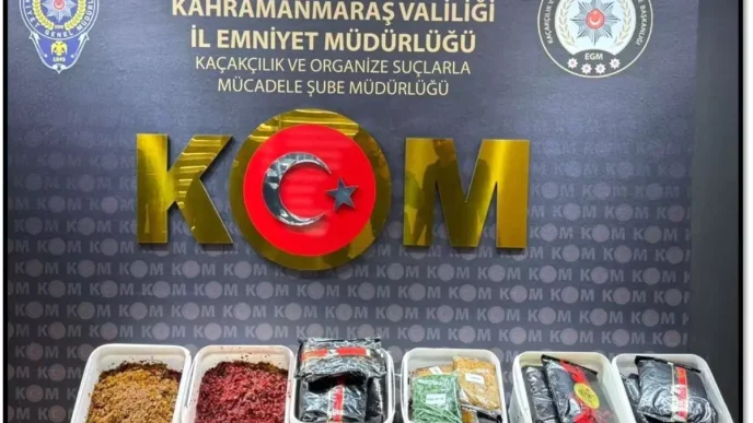 Kahramanmarasta Kacakcilik Operasyonu 75 Kilogram Nargile Tutunu ve 23 Cep