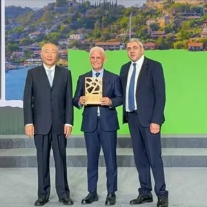 Kale Ucagiz Koyu En Iyi Turizm Koyu 2025 Odulunu Kazandi
