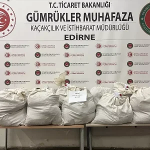 Kapikule Sinir Kapisinda 113 Kilo Esrar Ele Gecirildi