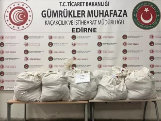 Kapikule Sinir Kapisinda 113 Kilo Esrar Ele Gecirildi