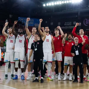 Karsiyaka Anadolu Efesi Konuk Ediyor