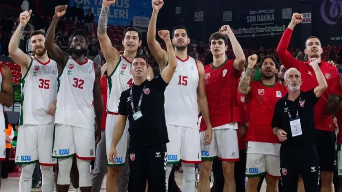 Karsiyaka Anadolu Efesi Konuk Ediyor