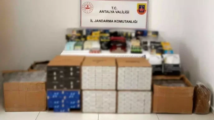 Kasta Yuklu Miktarda Kacak Tutun ve Urunleri Ele Gecirildi