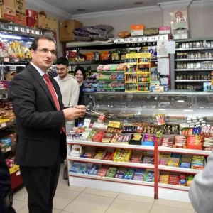 Kaymakam Guldogan Salihli Esnafini Ziyaret Etti