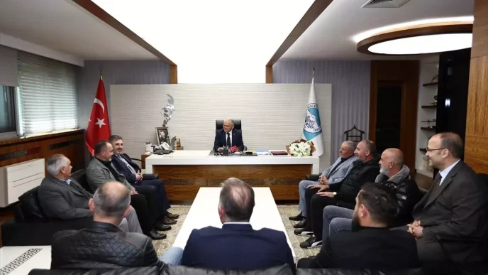 Kayseride Hal Isletmeleri Yonetimi Buyukkilici Ziyaret Etti