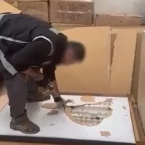 Kayseride Kacak Sigara Operasyonu 4 Bin 210 Paket Ele Gecirildi