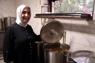 Kemik Erimesini Yenip Kendi Markasini Kurdu