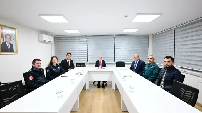 Kirklareli Valisi Ugur Turan Derekoy Sinir Kapisinda Incelemede Bulundu