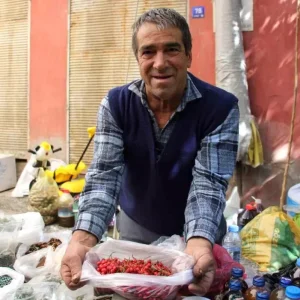 Kizilcik Mevsimi Basladi Sifa Kaynagi Pazar Tezgahlarinda