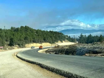 Kutahyada Tavsanli Domanic Devlet Yolu Calismalari Hizla Devam Ediyor