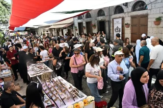 Lubnanin Raseyya el Vadi beldesinde umudu yeserten tatli bir festival