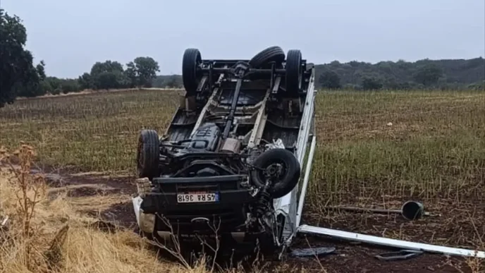 Manisada Trafik Kazasi 1 Olu 2 Yarali